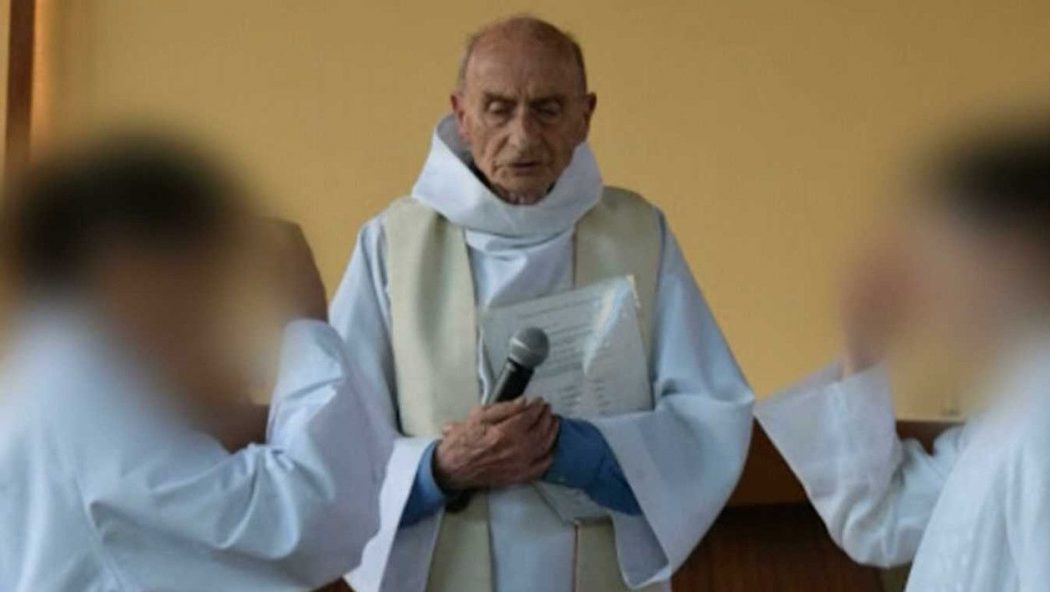 « Tu prends un couteau, tu vas dans une église, tu fais un carnage, même tu tranches deux trois têtes, et c’est fini. » 