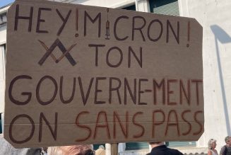 Images des mobilisations contre le passeport sanitaire