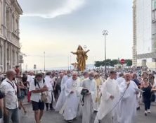 Assomption : les Marseillais à la rencontre de la Vierge Marie dans les rues du Panier