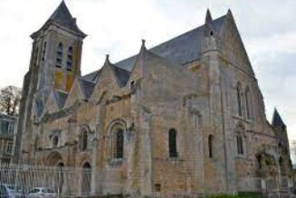 Châteaudun : Julien Cohen renonce à l’église de la Madeleine