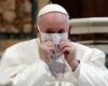 Rencontres secrètes entre le pape et le PDG de Pfizer