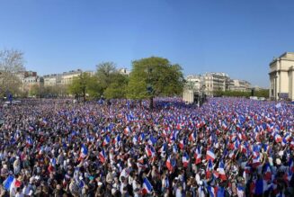 Marion Maréchal : “Le seul véritable fait politique était la tenue du plus grand meeting de la campagne de 100 000 personnes”