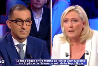 Marine Le Pen et le “en même temps”