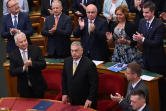 Viktor Orban dénonce la vague suicidaire agitant le monde occidental qui expérimente le programme de grand remplacement