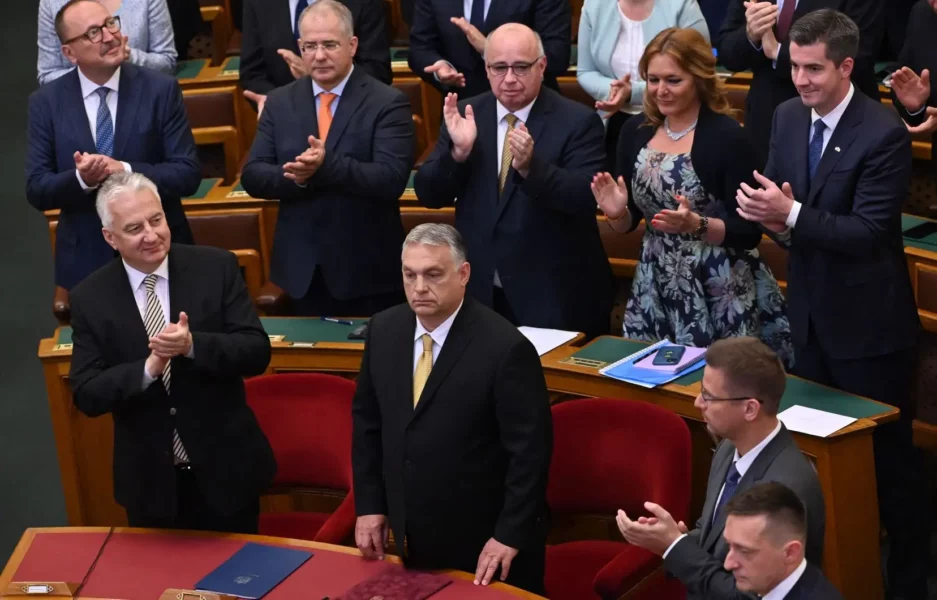 Viktor Orban dénonce la vague suicidaire agitant le monde occidental qui expérimente le programme de grand remplacement