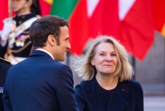 Mais que doit Emmanuel Macron à Catherine Pégard ?