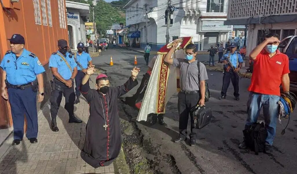 Nicaragua: un évêque condamné à 26 ans de prison Monsenor-rolando-jose-alvarez-1-9-1026x600